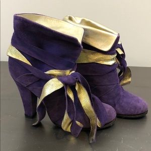 purple and gold boots